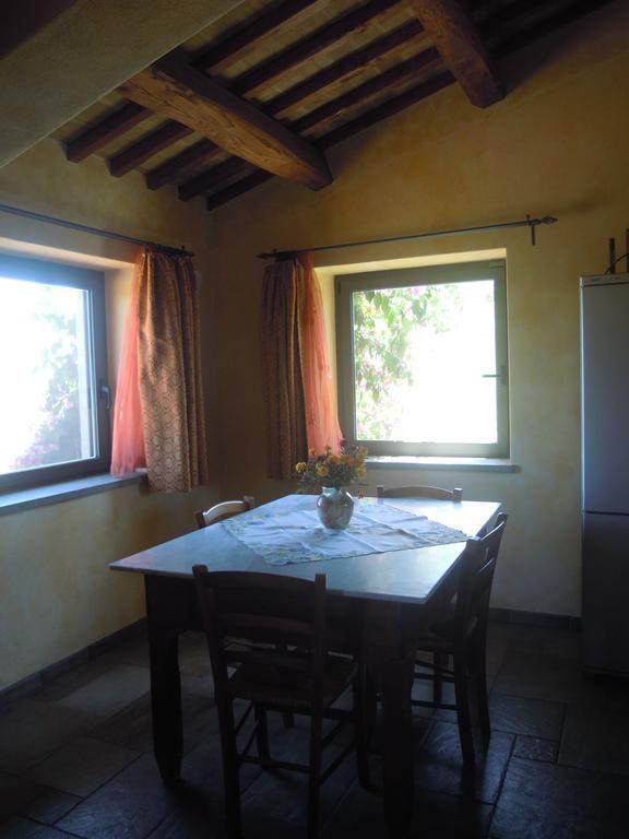 Casa Vacanze Vigna Di Valle Брачано Стая снимка
